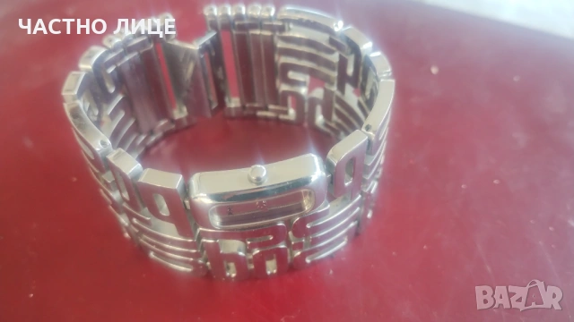 Часовник JOOP! В оригинална кутия, снимка 2 - Дамски - 53466032