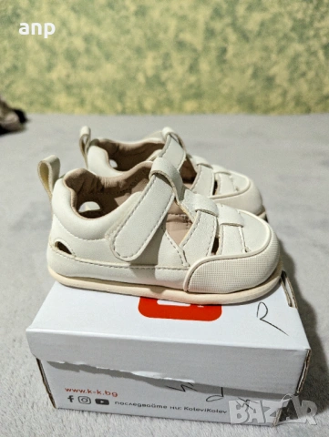 KK Бебешки боси сандали бели | 21 номер / 13.3 см стелка, снимка 5 - Детски сандали и чехли - 53851830