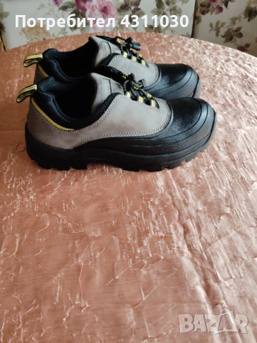 Мъжки объвки LANDS'END туристически водоустойчеви 41 номер, снимка 4 - Ежедневни обувки - 53416432