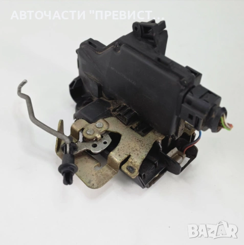 Предна Дясна Брава Ауди А6 Ц5 Audi A6 C5 Allroad 99-05г OEM 4b1837016b