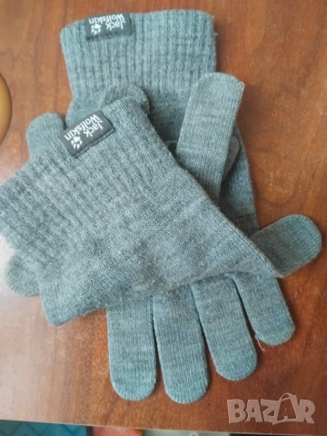 Jack Wolfskin 100% оригинални сиви ръкавици