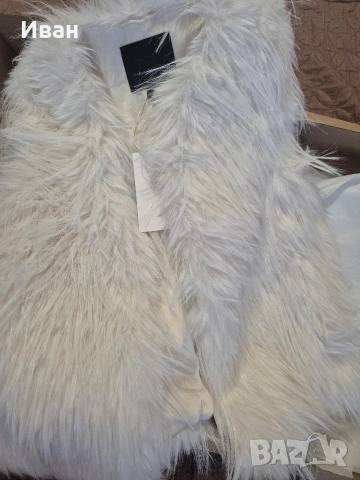 Пухен елек Зара