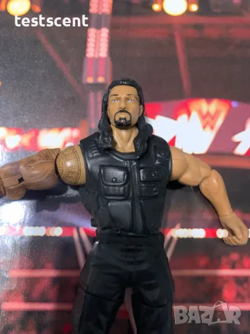 Екшън фигура WWE Roman Reigns Роман Рейнс Bloodline mattel figure елит missing hand, снимка 6 - Колекции - 48384897