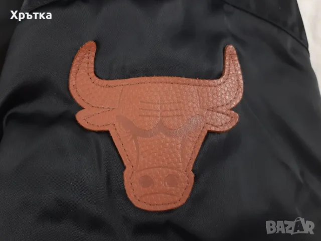 Adidas NBA Chicaco Bulls - Оригинално мъжко яке размер S, снимка 11 - Якета - 48552658