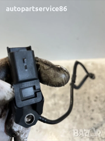 Датчик за положение на колянен вал ляво управление за Peugeot 1007 1.4 HDi (2006) 9637466980