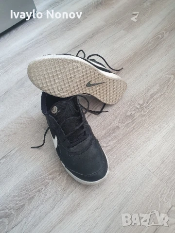 Найк , снимка 2 - Маратонки - 50551836