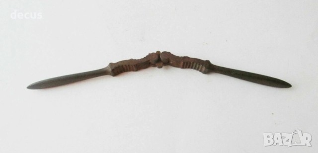 Антична метална лешникотрошачка – Рядка колекционерска вещ, снимка 5 - Антикварни и старинни предмети - 51456169