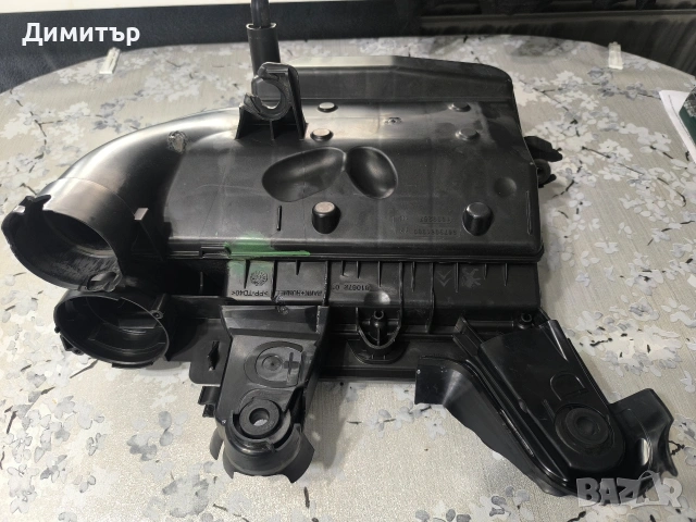 Корпус въздушен филтър Citroen C4 2013+, снимка 2 - Части - 53886335