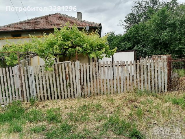 Къща с двор с.Гешаново област Добрич , снимка 14 - Къщи - 46272049