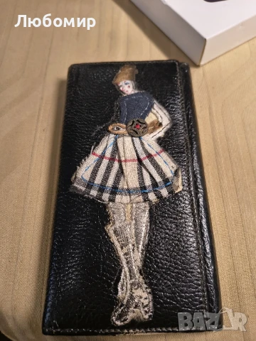 Дамски портфейл , снимка 2 - Портфейли, портмонета - 50745841