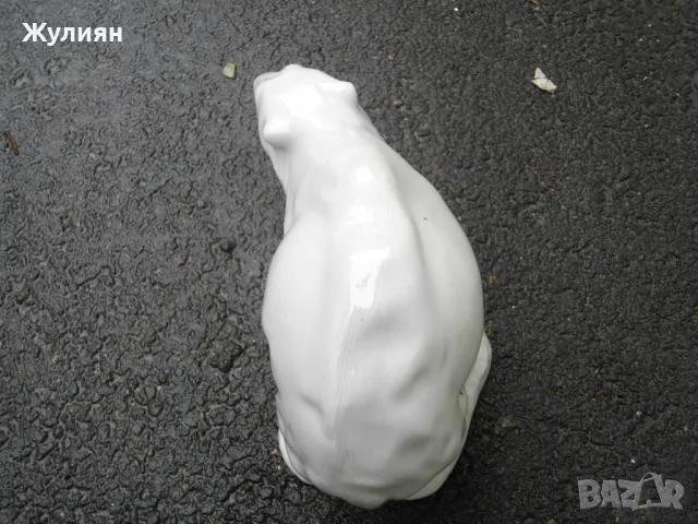 СТАР БЪЛГАРСКИ ПОРЦЕЛАН ГОЛЯМА БЯЛА МЕЧКА СИП, снимка 4 - Антикварни и старинни предмети - 49793742