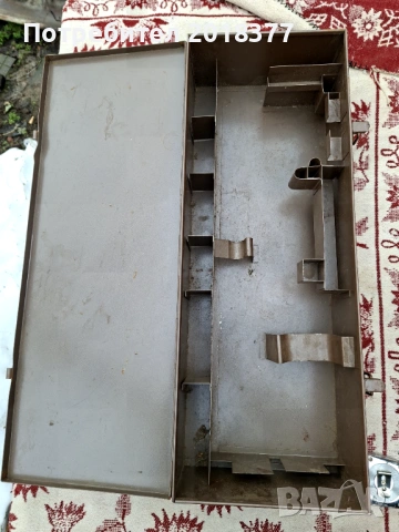 DEWALT/ BOSCH - Метални куфари , снимка 5 - Други инструменти - 45570342