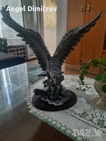 Продавам статуетка на орел/орлица за подарък юбилей и други, снимка 3 - Статуетки - 51049298