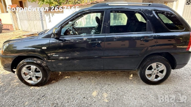 Kia Sportage 2.0, снимка 5 - Автомобили и джипове - 52245044
