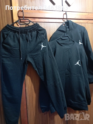 Спортен екип от три части , снимка 2 - Спортни дрехи, екипи - 51856158