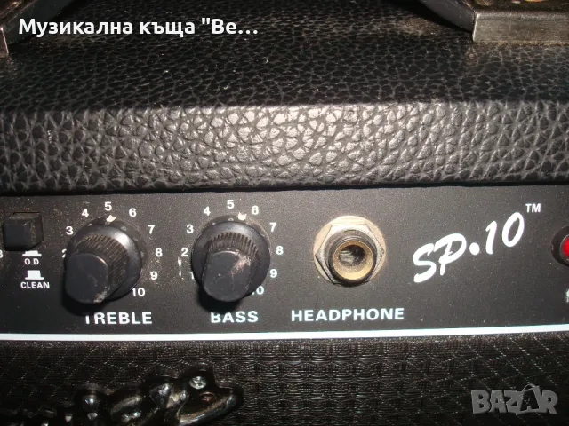 Усилвател за китара Squier SP-10 , снимка 4 - Китари - 48559779