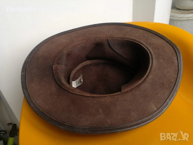 Каубойска шапка от естествена дебела кожа , снимка 5 - Шапки - 52183739