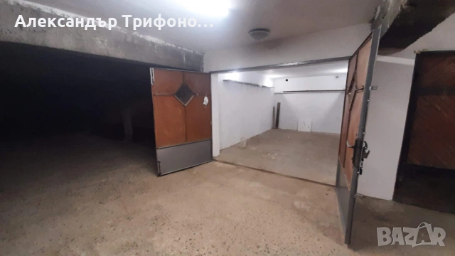 Продава гараж  ул."Г.Бенковски 52", снимка 11 - Гаражи и паркоместа - 53994105