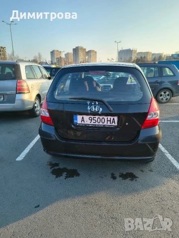 Продавам черна Honda Jazz, снимка 3 - Автомобили и джипове - 54236971
