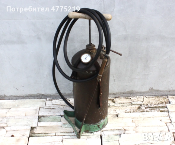  Винтидж, стара градинска пръскачка – индустриален steampunk декор, метал, снимка 2 - Други - 53948472