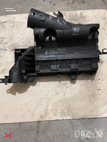 Части двигателен отсек - Форд Фиеста (Ford Fiesta) 1.4 TDCI - 68 к.с. - 2010 г. - част 2, снимка 14 - Части - 51781230