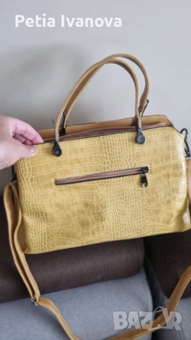 Дамска чанта , снимка 5 - Чанти - 50807615