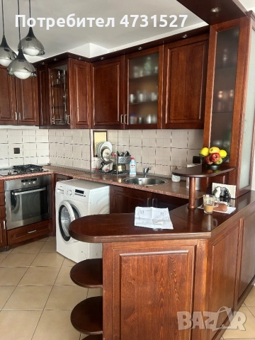 Кухня масив с бар 