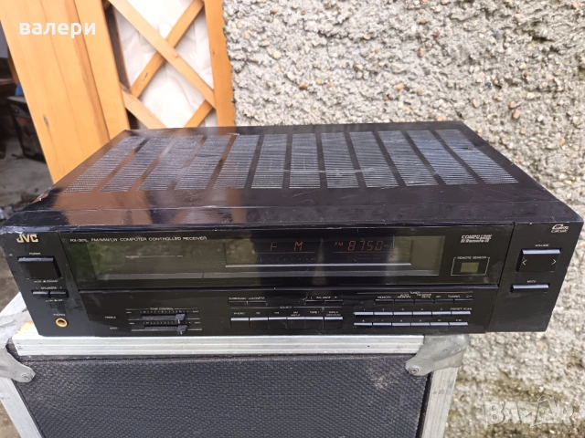 Усилвател Jvc работи перфектно, снимка 2 - Ресийвъри, усилватели, смесителни пултове - 53685260