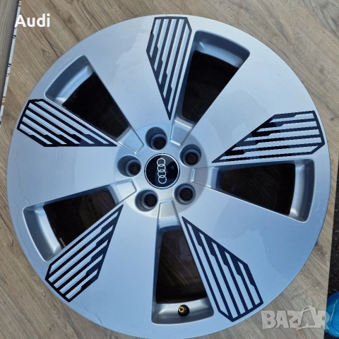 Оригинални джанти Audi E-Tron Q8, снимка 5 - Гуми и джанти - 52893794