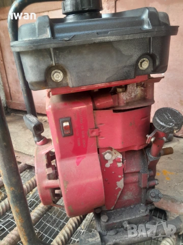 brigs and stratton 93432 на части или цял, снимка 4 - Части - 54091011