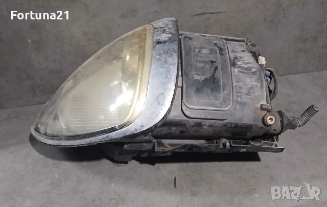 Lancia Thesis - оригинални фарове ксенон, снимка 4 - Части - 53660089