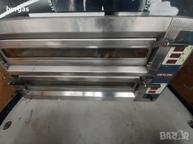 Профисионална фурна за пици 