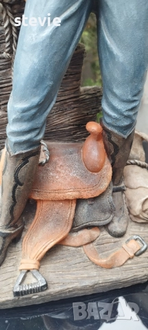 Голяма уестърн фигура, снимка 5 - Статуетки - 51461218