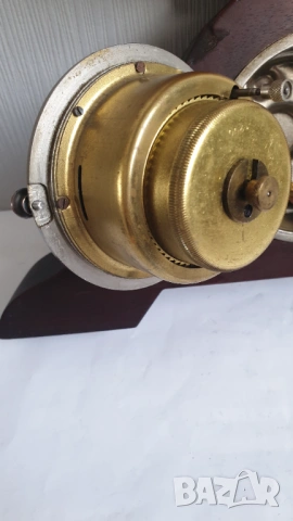 Стар автомобилен часовник Kienzle вграден в настолна кутия, снимка 9 - Антикварни и старинни предмети - 53888665