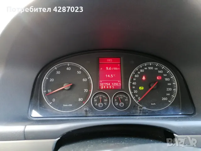 VW Touran 1600 Бензин Автомат 7 мест, снимка 6 - Автомобили и джипове - 48048661