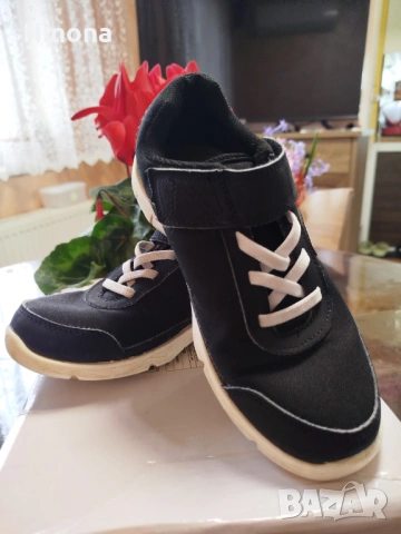 4 чифта обувки Декатлон 35,36 номер, снимка 5 - Детски обувки - 53943864