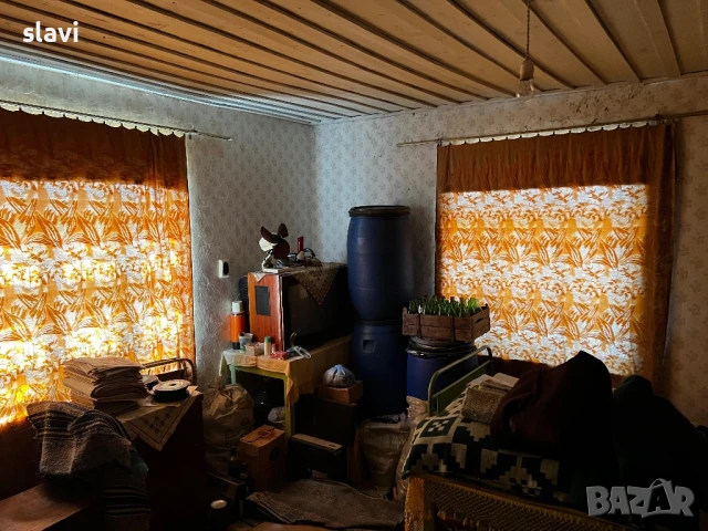 Продавам дворно място с къща и кладенец, снимка 13 - Парцели - 51336974