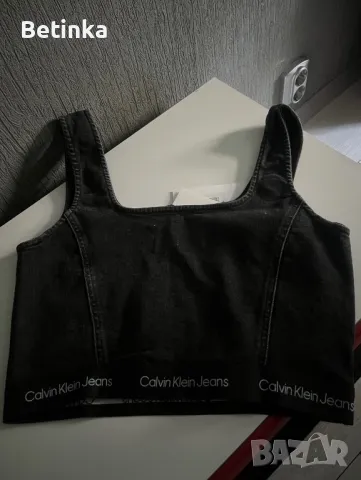 Calvin Klein топ, снимка 2 - Корсети, бюстиета, топове - 47172373