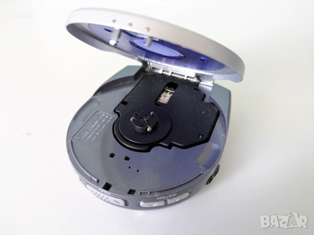 Супер рядък AIWA XP-Z3 Mini CD MP3 Player, снимка 8 - MP3 и MP4 плеъри - 53746503