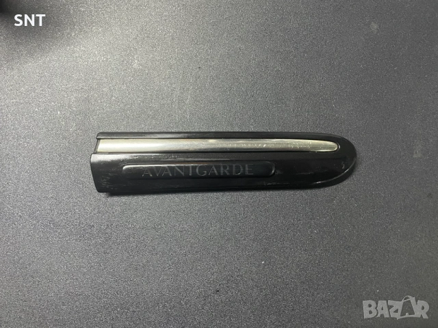 Екстериорна лайсна калник преден десен за MERCEDES-BENZ C-class, снимка 2 - Аксесоари и консумативи - 54149211