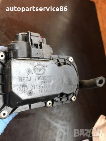 Дроселова клапа 2.0D за Mazda 6 (2002–2007) RF7J136BOC , снимка 2 - Части - 53611871