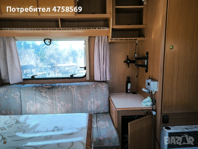 Продавам легендарна немска каравана Dethleffs, модел RM5., снимка 5 - Каравани и кемпери - 54200854