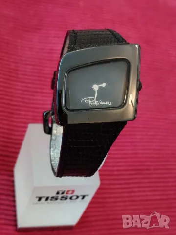 Дамски,дизайнерски часовник Roberto Cavali. 