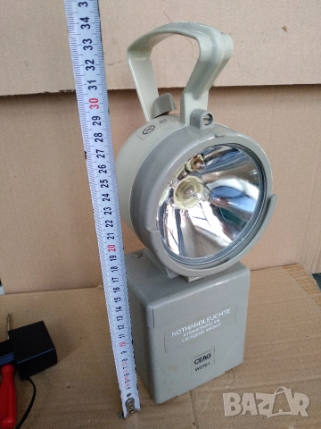 Акумулаторен фенер с Li-Ion батерия