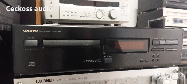 Сд плеър ONKYO DX-7110, снимка 3 - Ресийвъри, усилватели, смесителни пултове - 50239931