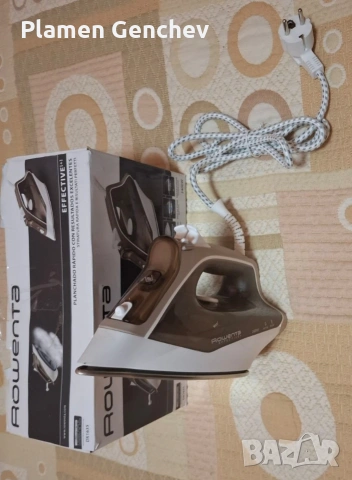 Парна ютия Rowenta DX1635, 2400W, 250мл, 40г/мин, струя 120г/мин, система против варовик, снимка 3 - Ютии - 53824617