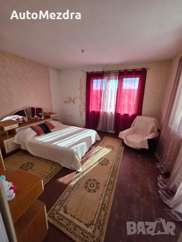 продава се къжа на 3 етажа гр Мездра Възможен бартер за др имот с доплащане , снимка 18 - Къщи - 53332497