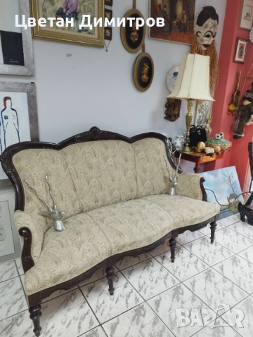 Антикварен френски ръчно резбован бароков диван тройка , снимка 11 - Дивани и мека мебел - 52292688