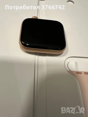 Apple Watch Series 5 44 mm, снимка 6 - Смарт часовници - 49273089