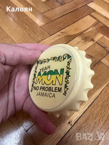 Отварачка за капачки винтидж ямайска 